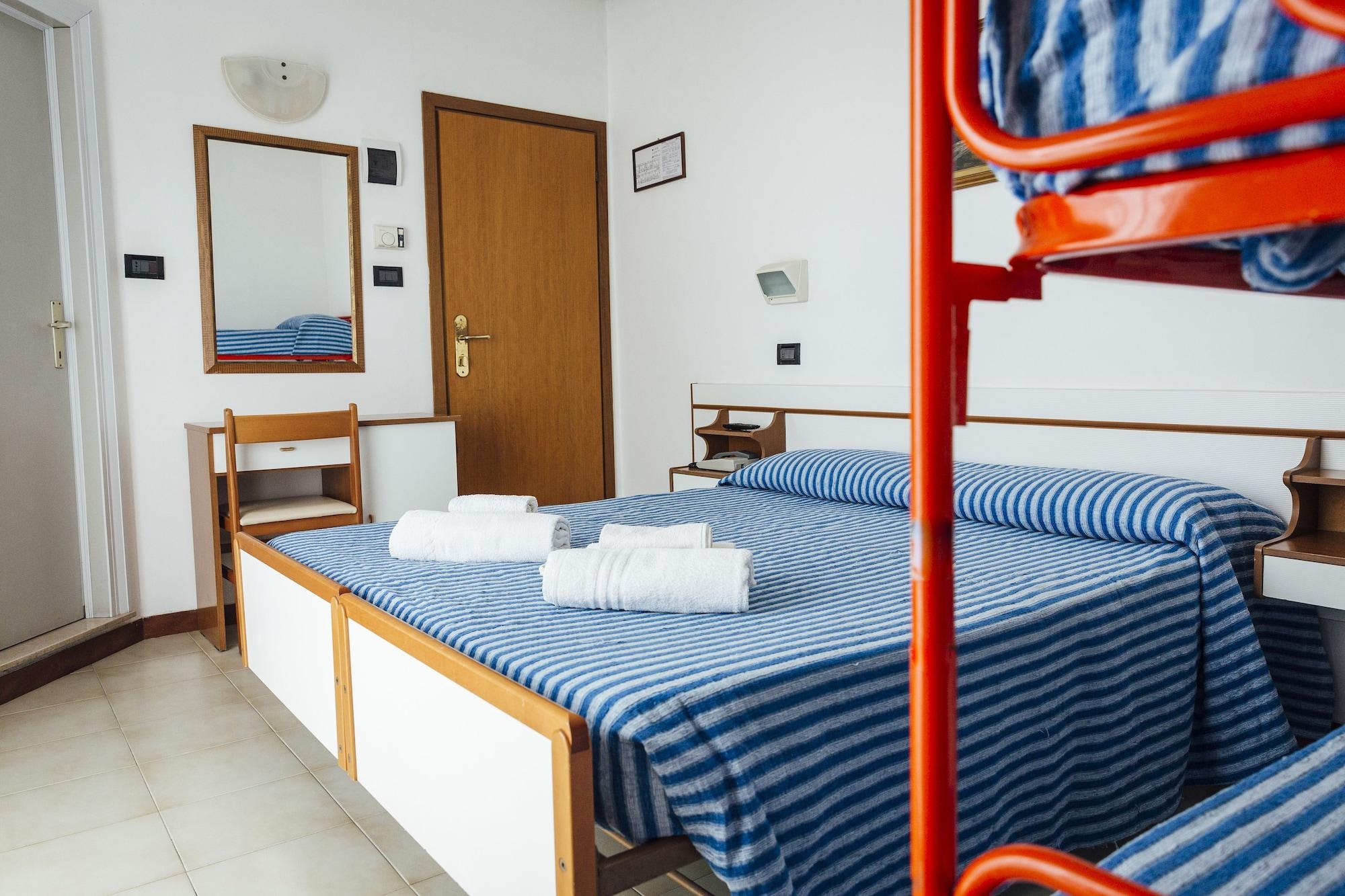 Hotel Montecarlo Rimini Esterno foto